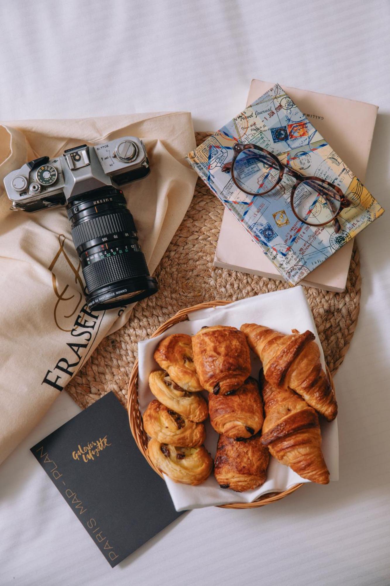 Fraser Suites Paris La Defense Courbevoie Kültér fotó Croissants